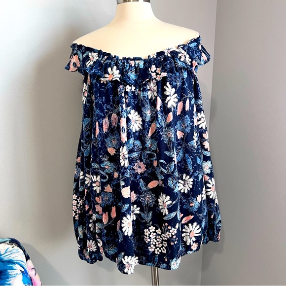 INC International Concepts 3X Blue Floral Cold Shoulder Blouse Top Ruffled Neck - Picture 9 of 13